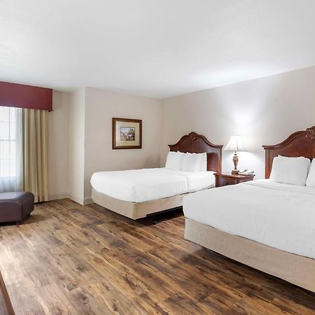 Best Western Plus Steeplegate Inn Davenport Exteriér fotografie