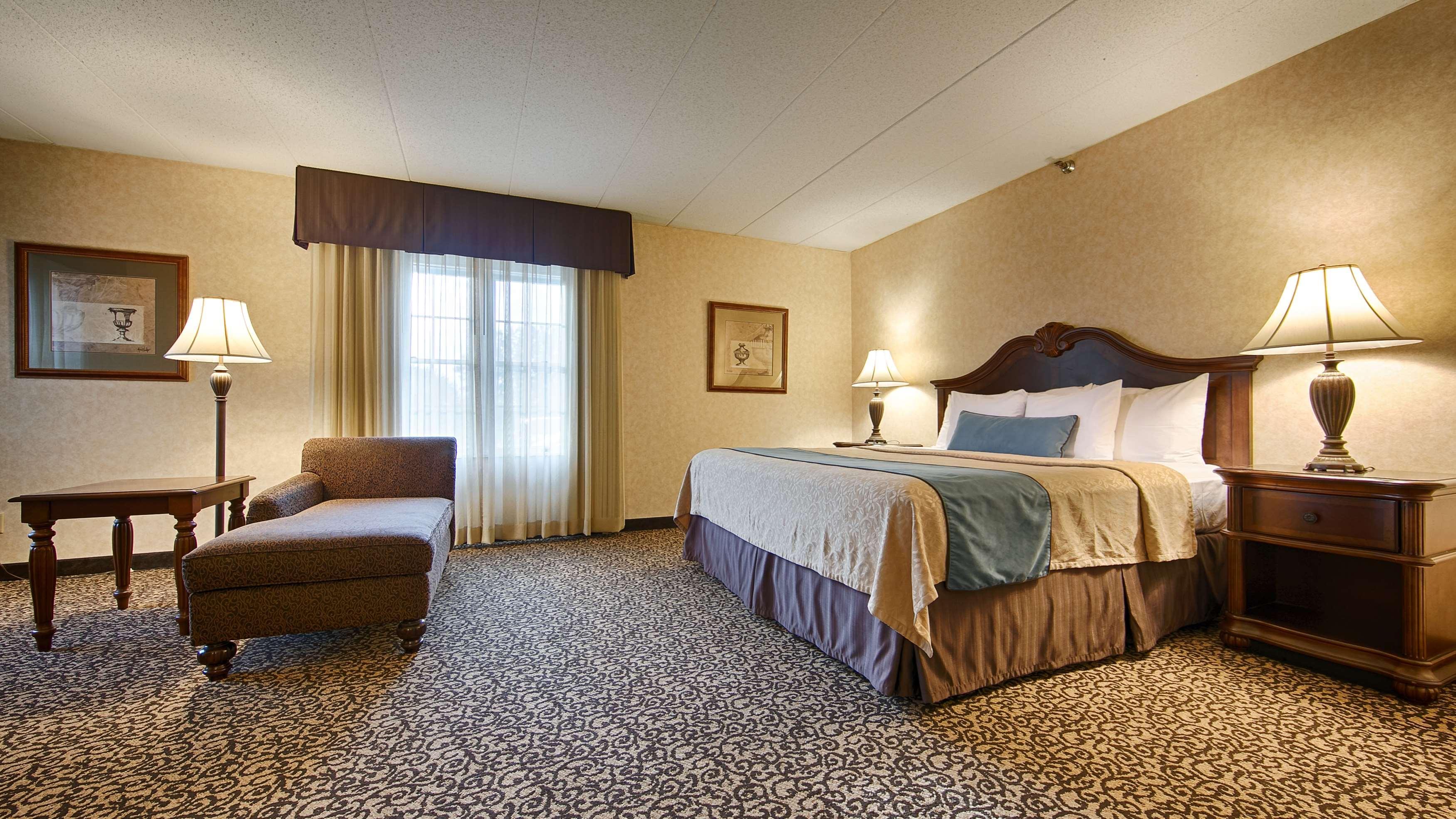 Best Western Plus Steeplegate Inn Davenport Exteriér fotografie