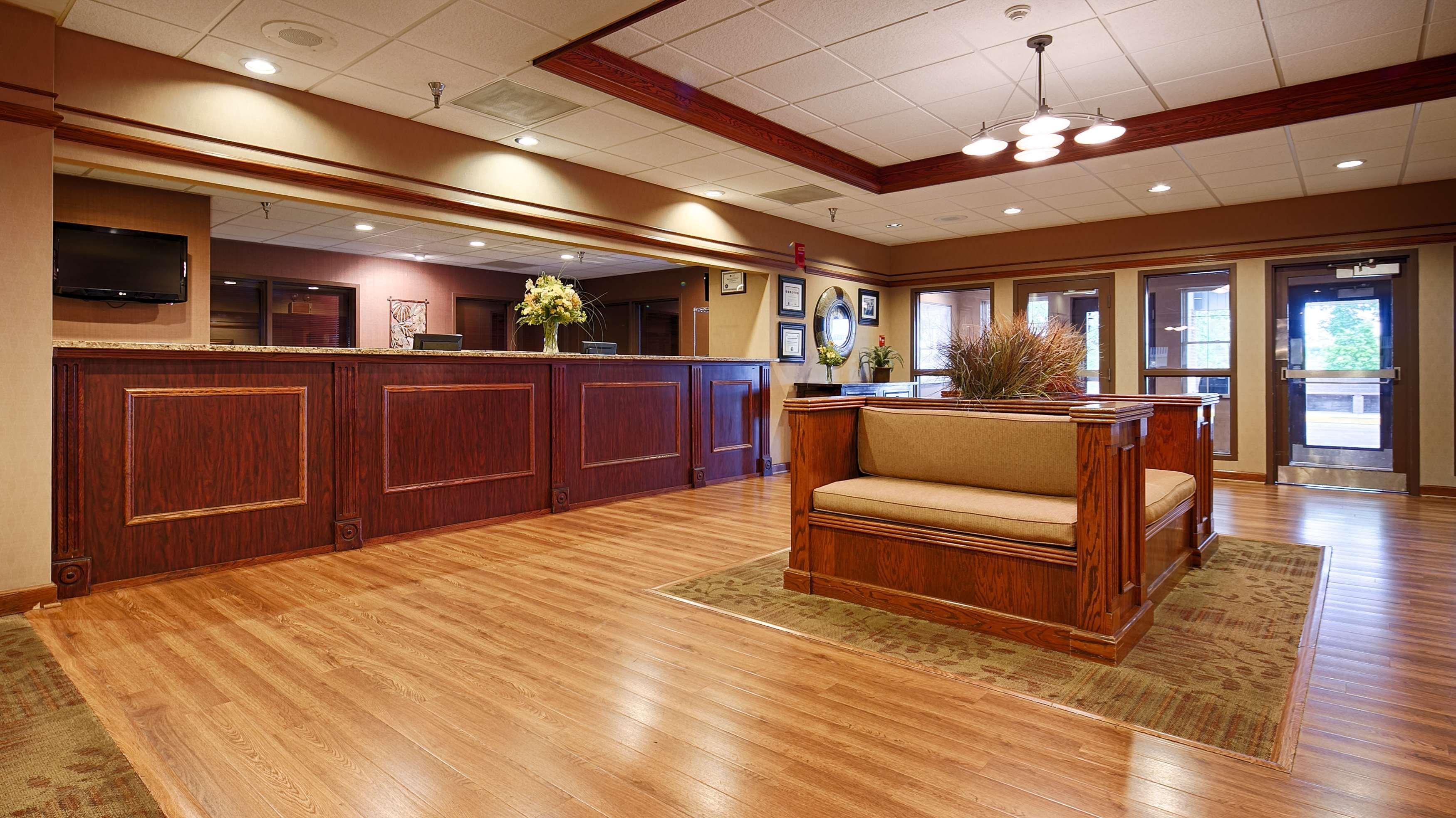 Best Western Plus Steeplegate Inn Davenport Exteriér fotografie