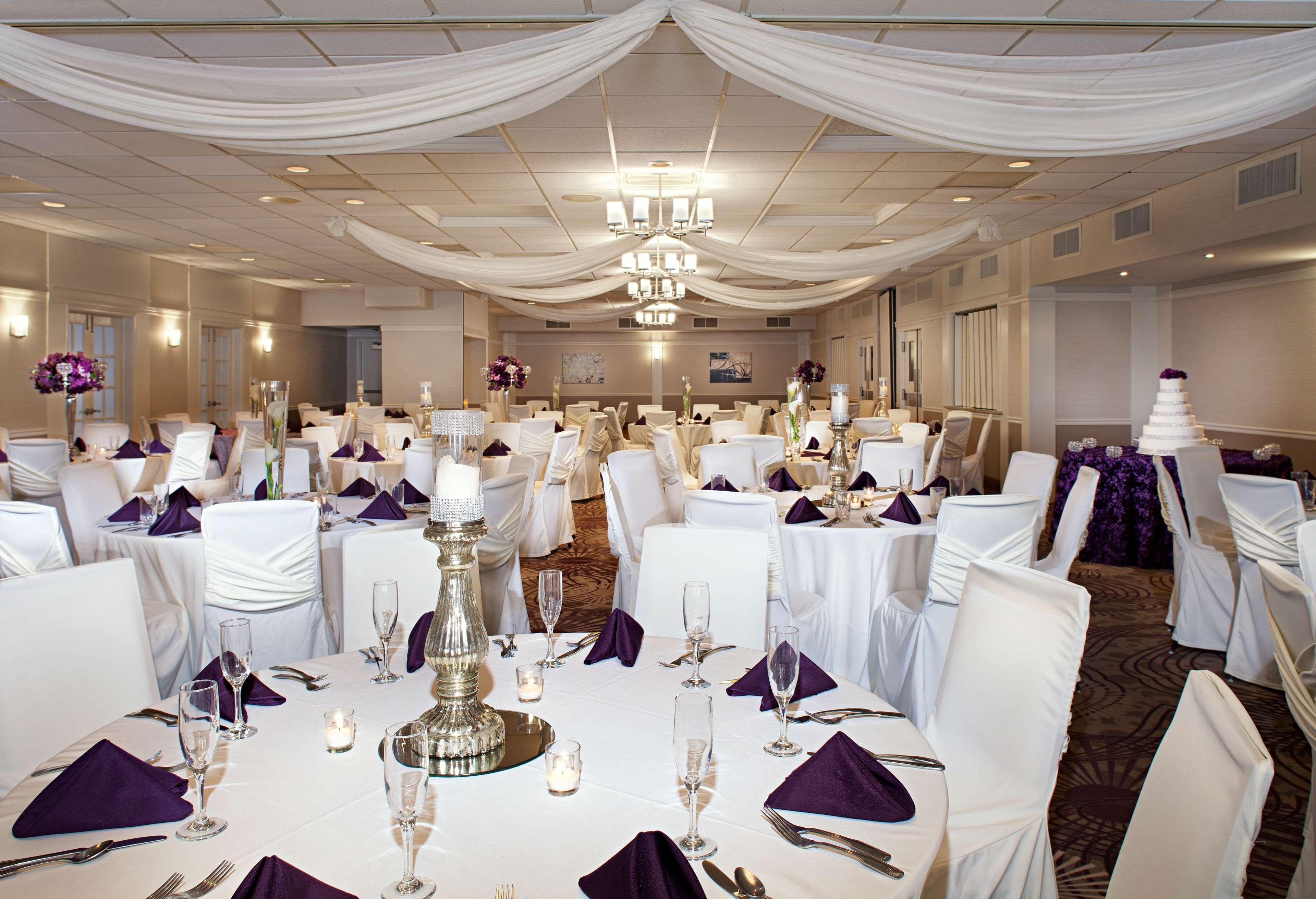 Best Western Plus Steeplegate Inn Davenport Exteriér fotografie