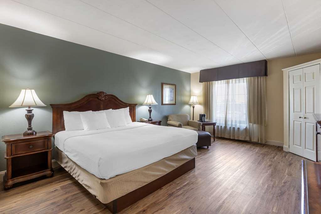 Best Western Plus Steeplegate Inn Davenport Pokoj fotografie